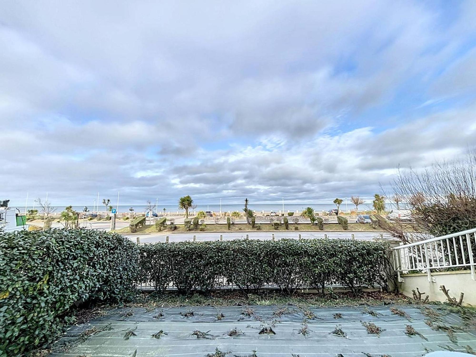 Appartement Rez-De-Jardin, Front De Mer, 4 Pers, Calme, Wifi Gratuit - Fr-1-465-46 แมร์วิลล์-ฟรองซีวิลล์-พลาจ ภายนอก รูปภาพ